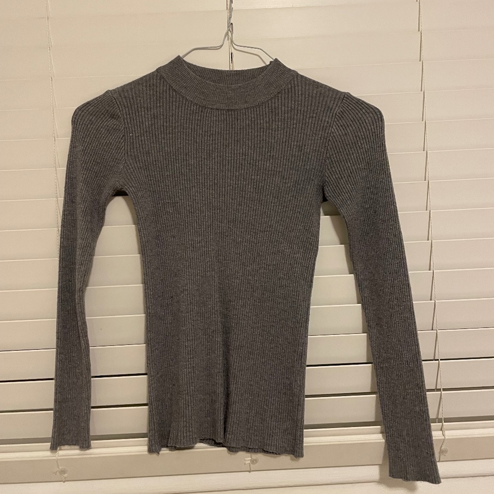 Knit Gray turtleneck
